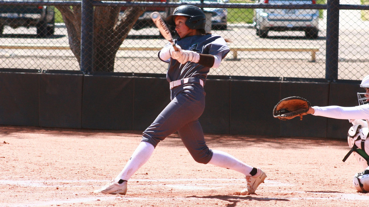 Seward County Slams Their Way to Sweep Over Broncbusters