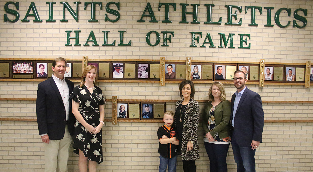 Wynn and Tomlinson Take Their Place in Saints Hall of Fame