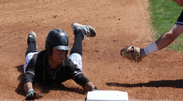 Saints Outslug Grizzlies For Series Win