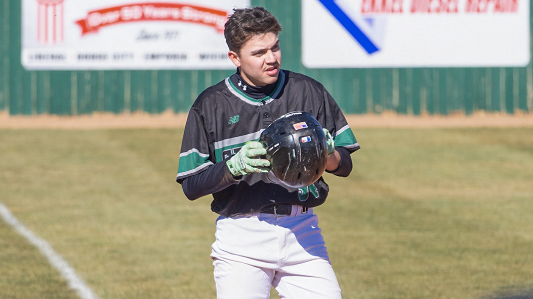Seward Drops 2 to Kirkwood to Close Out Series