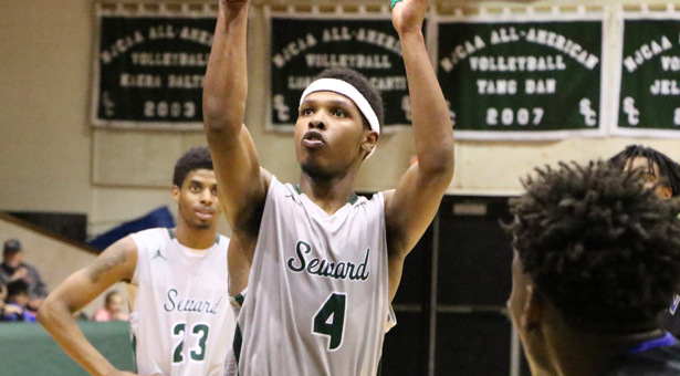 Beauregard Joins 1,000 Point Club in Season Ending Loss