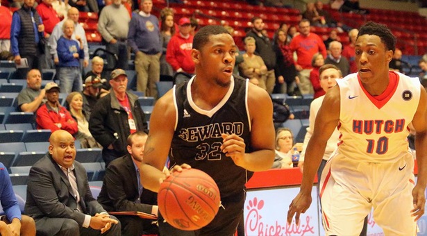 Saints Show Toughness In Loss to No.1 Hutch