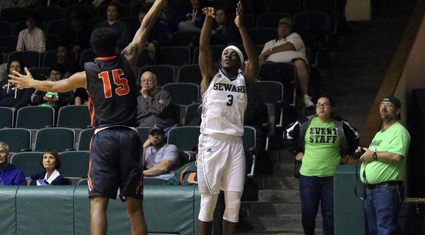 Preview: Saints host Allen in only December home game