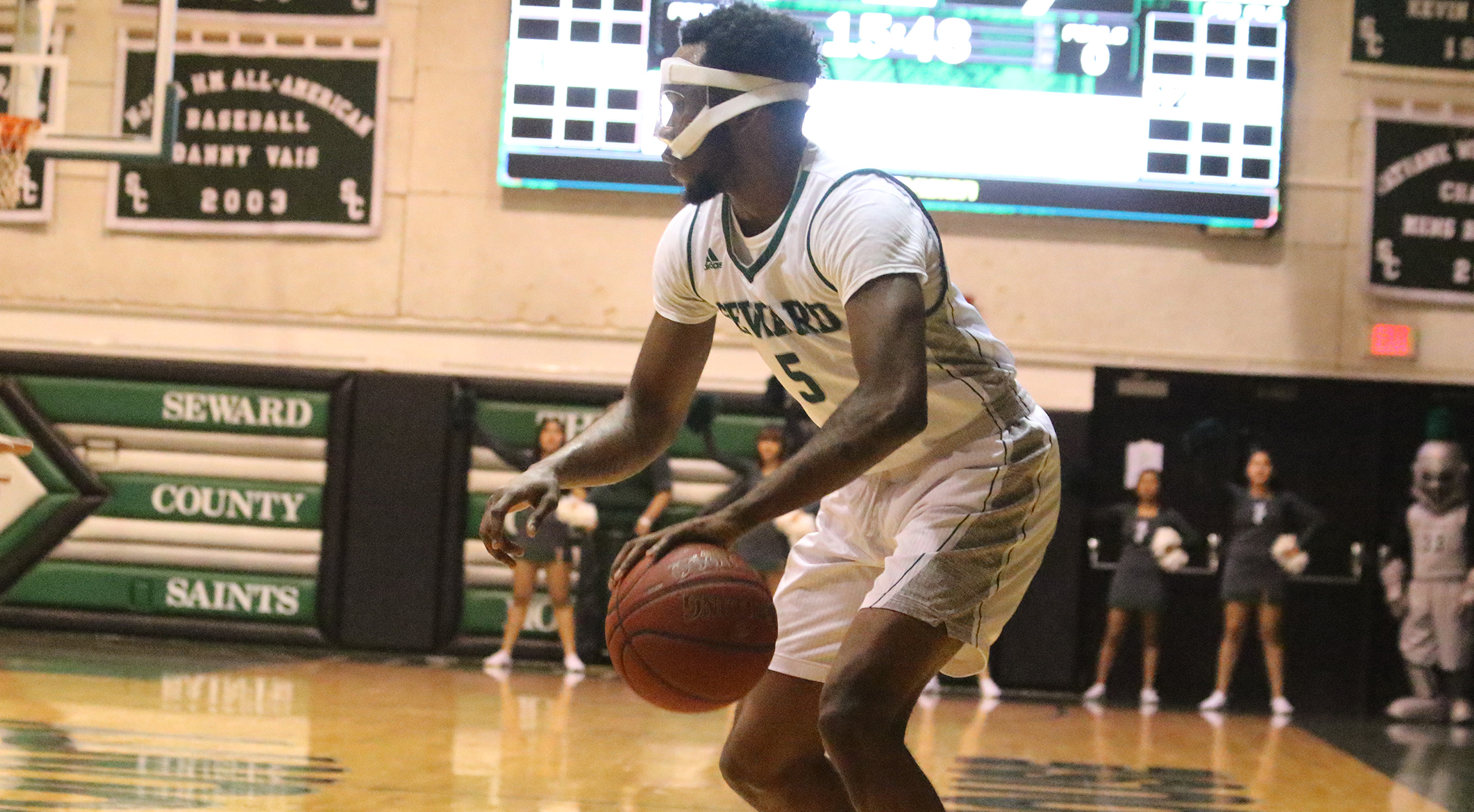 Saints Smash Broncbusters in Garden