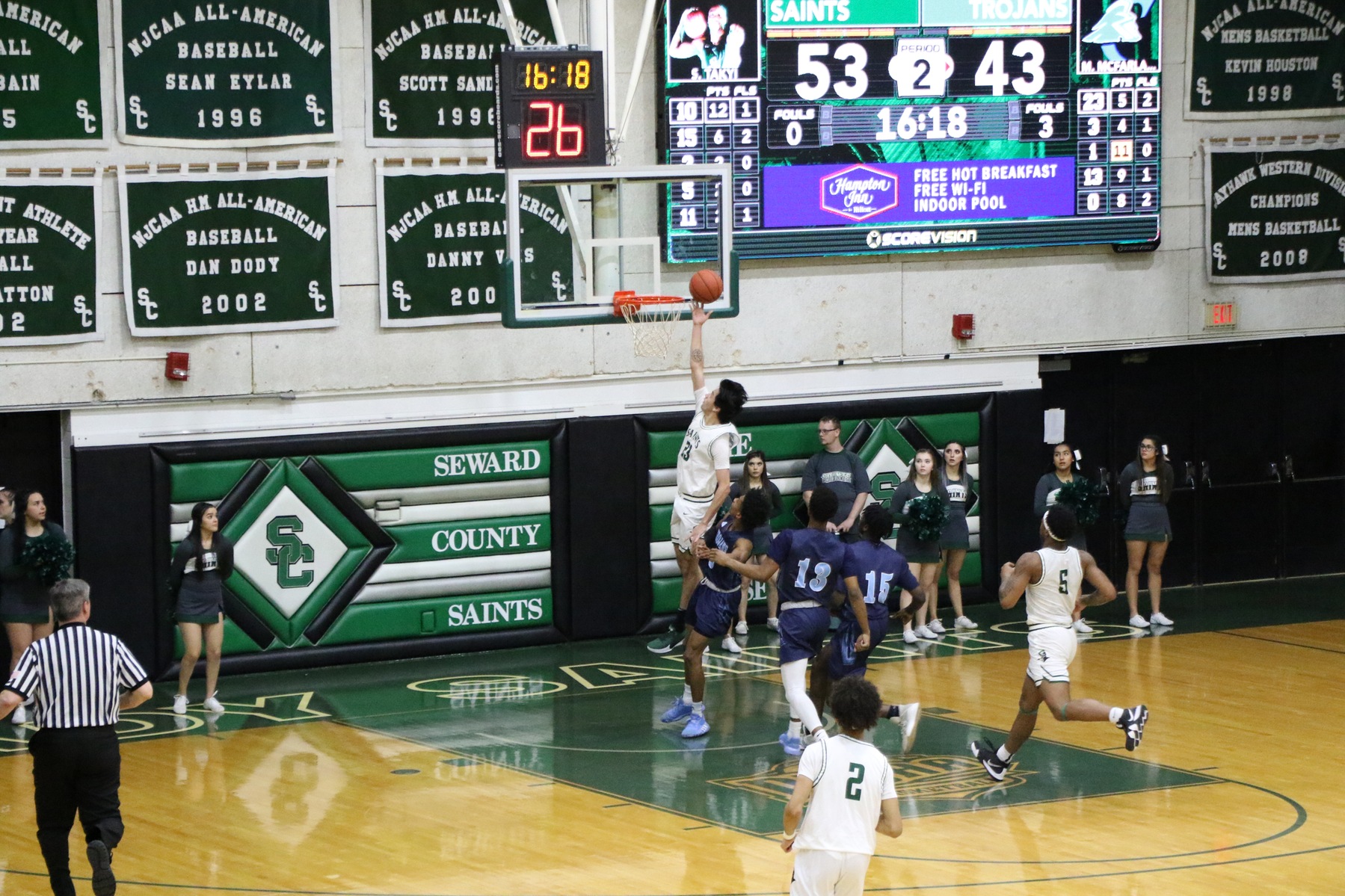 Saints lose 87-86 on the road at Barton