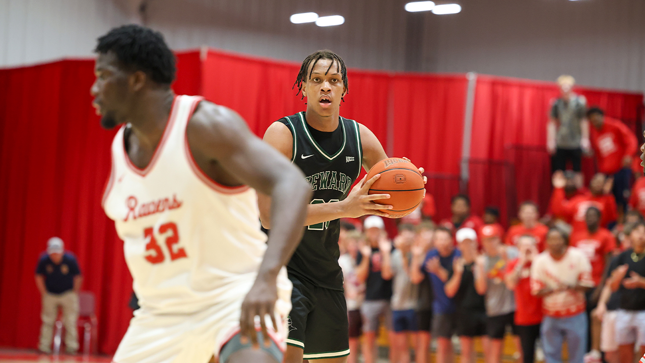 Highlights: Seward Men Advance to Region 6 Semifinals With Win at Coffeyville