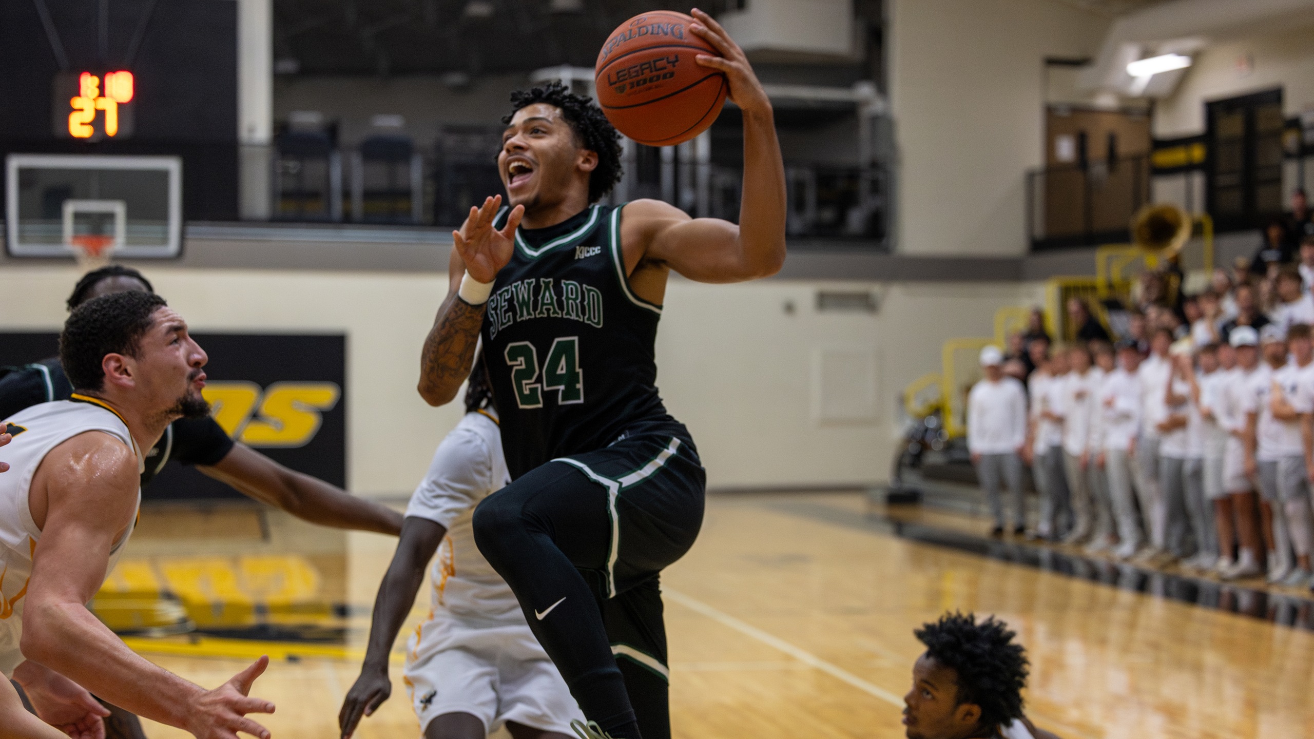 Freshman Antonio Williams Jr. scored a team-high 21 points off the bench in Seward's 85-65 loss at Cloud County Wednesday