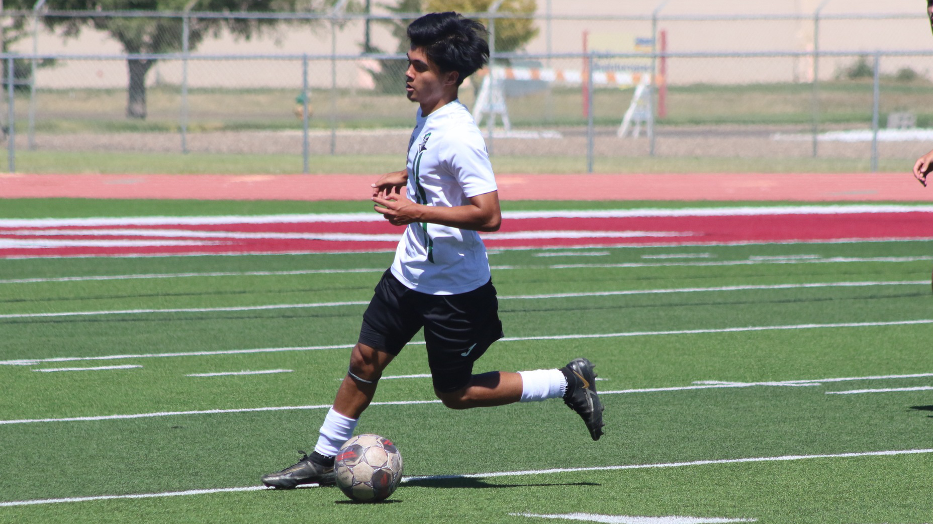 Saints Soccer Crushes Coyotes