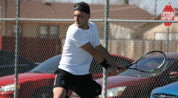 Saints Tennis on a Winning Streak