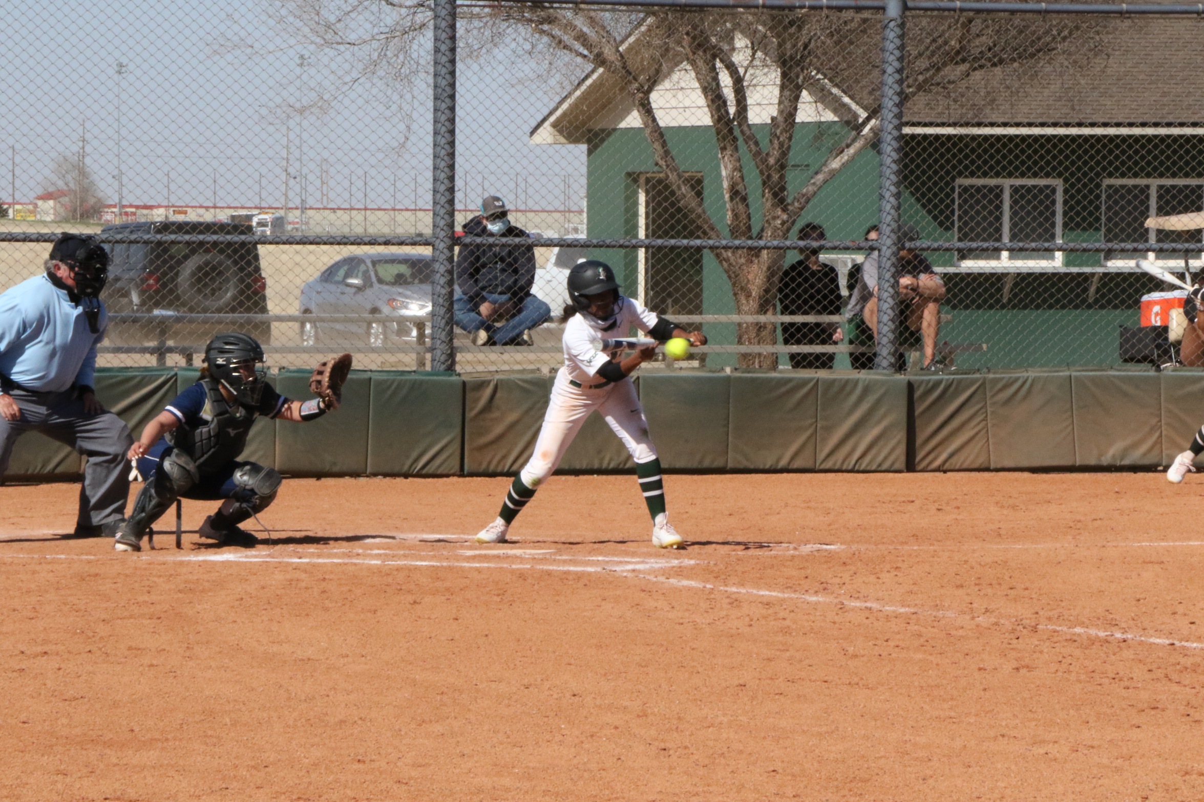 Seward County splits with Independence at home