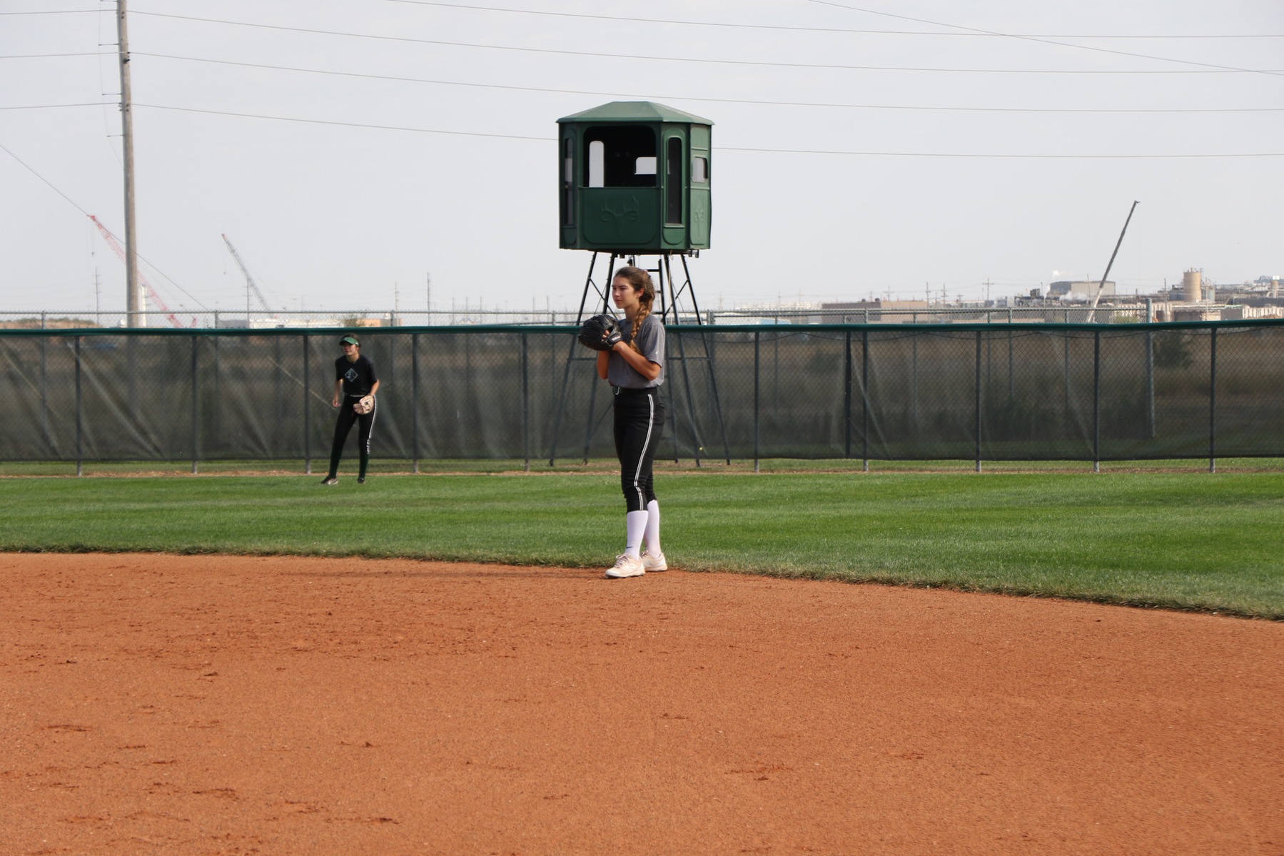 Lady Saints split at Garden City to open conference