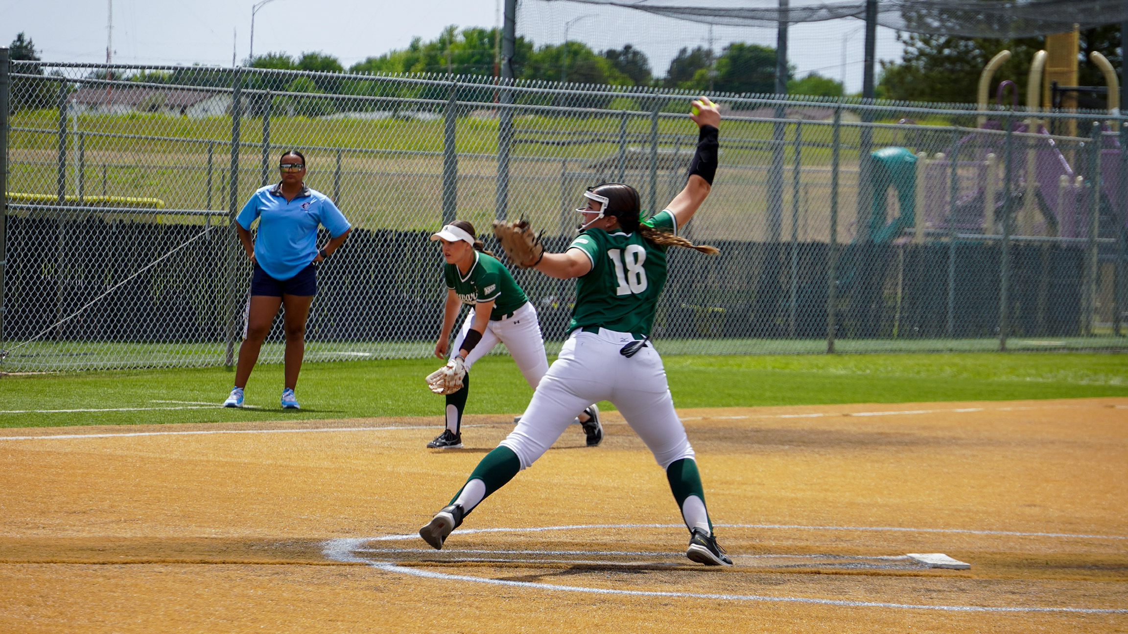 Sophomore pitcher Grace Horne threw a complete game surrendering just one run in the Saints 4-1 win over Colby