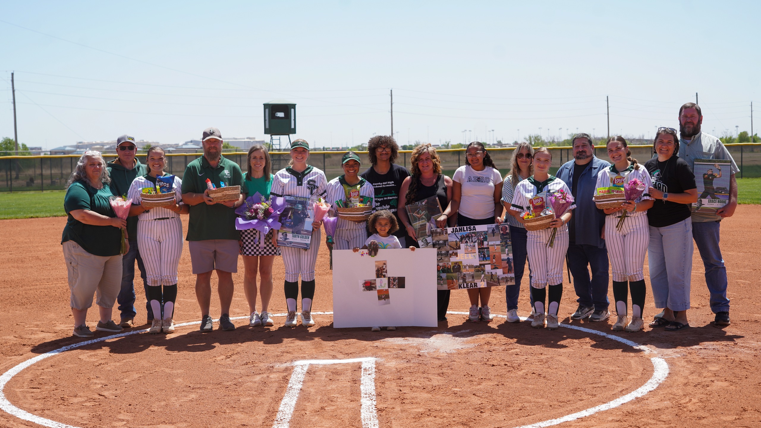Softball Honors Sophomores, Hosts Dodge City