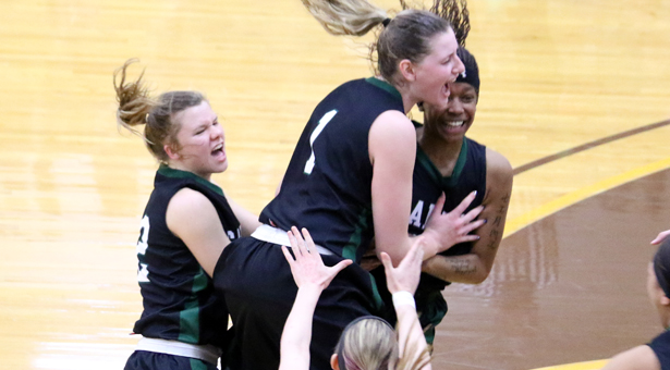 Seward Upends First Place Busters on the Road For Fourth Straight