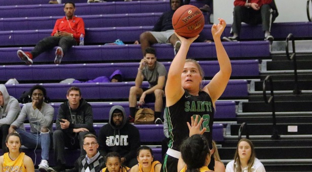 Mounsey Joins 1,000 Point Club in Win Over Dodge City