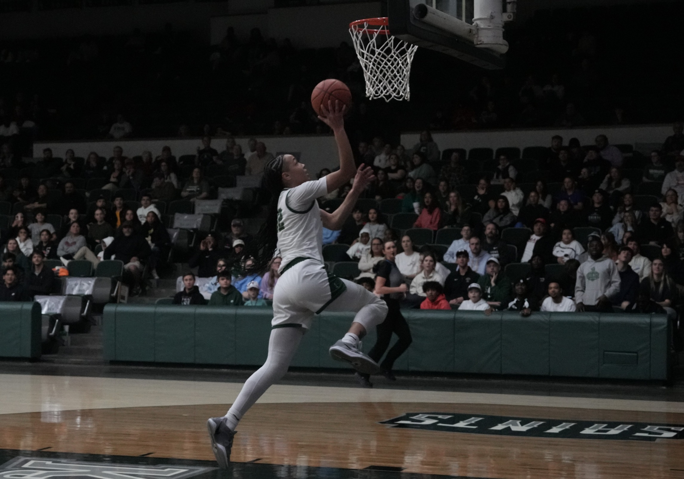 Lady Saints rout Beavers, 81-49, in first-round Region VI playoff game