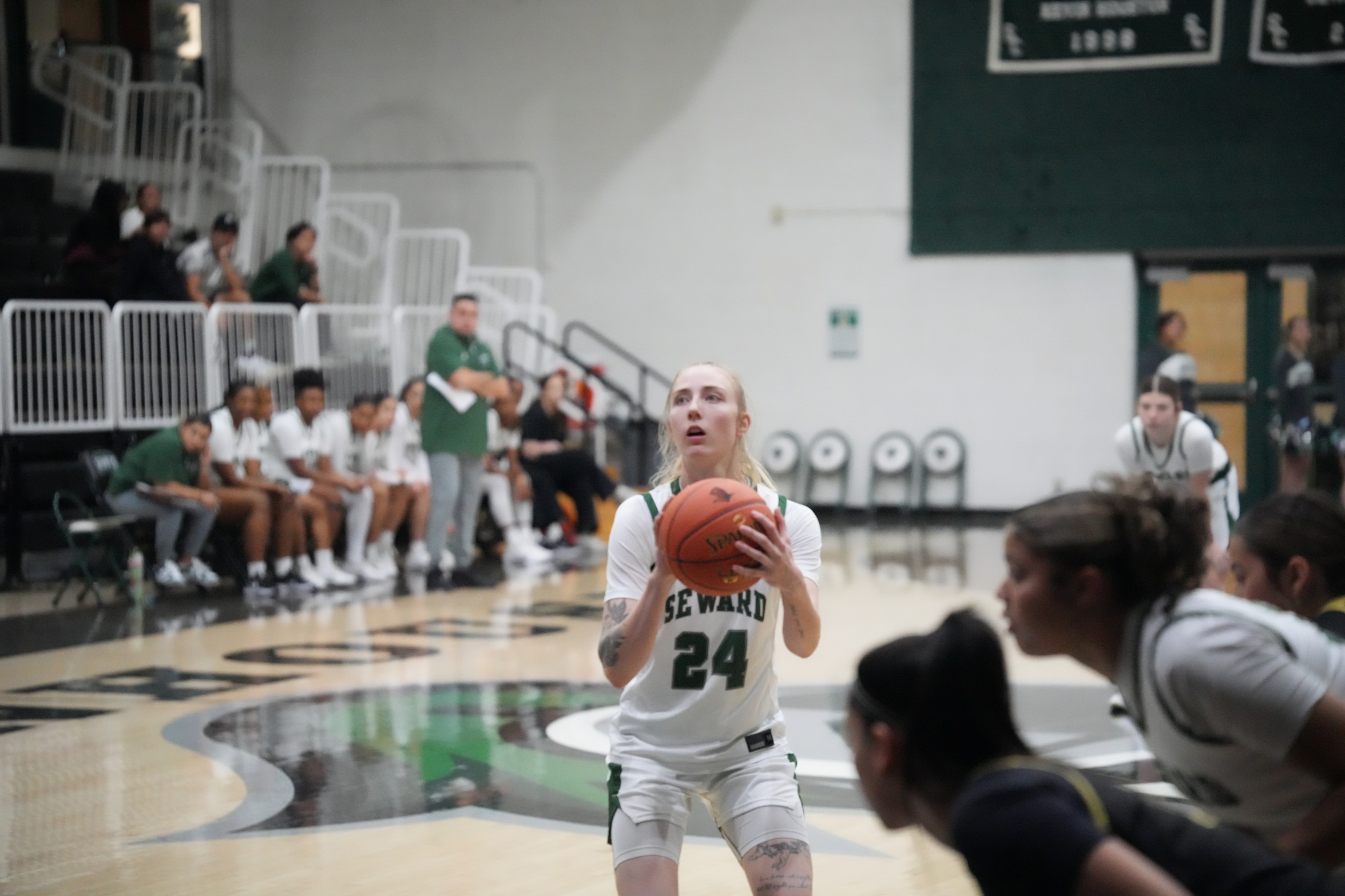 Lady Saints knock off Garden City for a 62-59 come-from-behind win