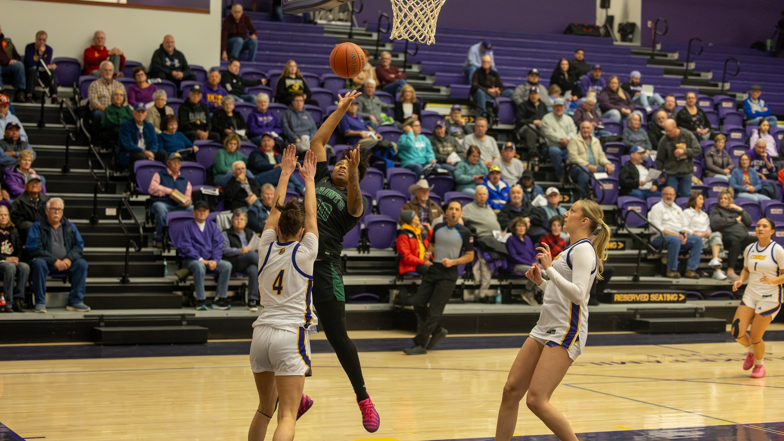 Seward Undone by First-Half Struggles at No. 4 Dodge City