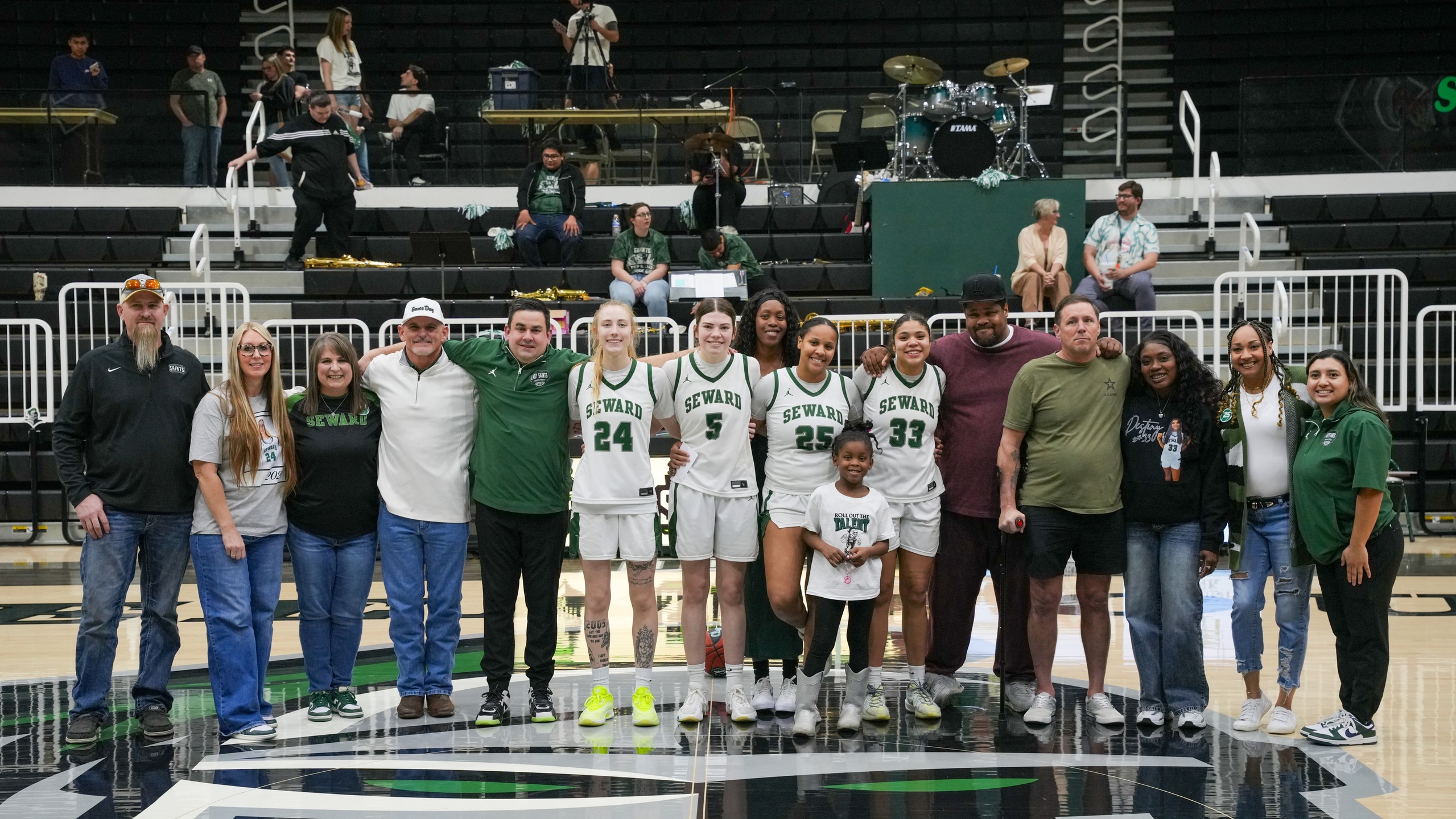 Seward Women Rout Cowley on Sophomore Day