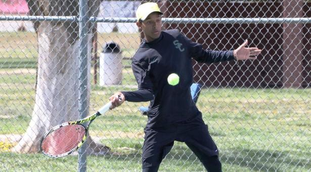 Aggies Upend Saints 7-2