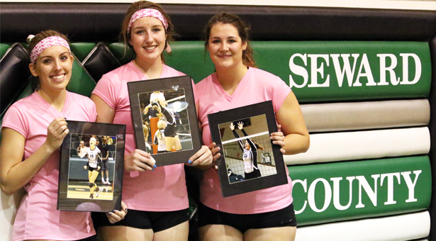 Seward Pinks Out Barton in Regular Season Finale