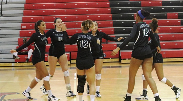 #18 Lady Saints Start Season Undefeated at NMMI Kick-Off Classic