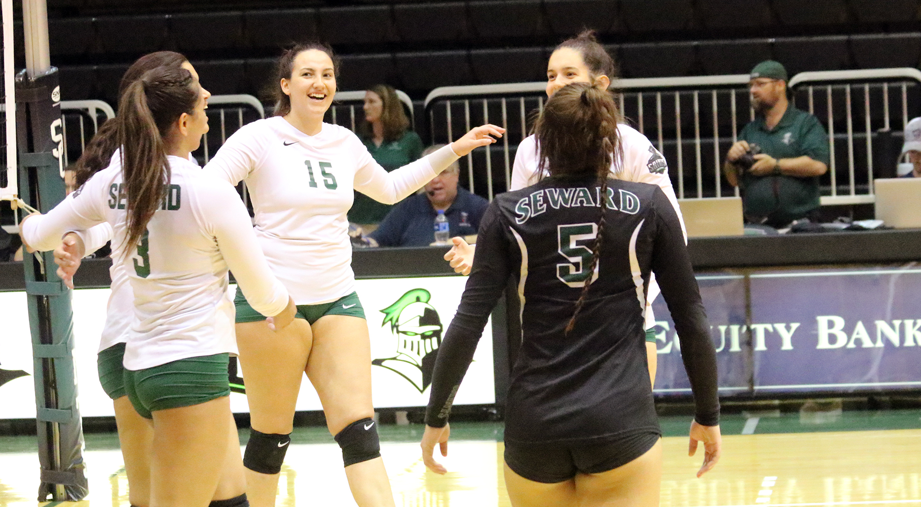 Lady Saints Complete Perfect Conference Season; Wins Jayhawk Outright