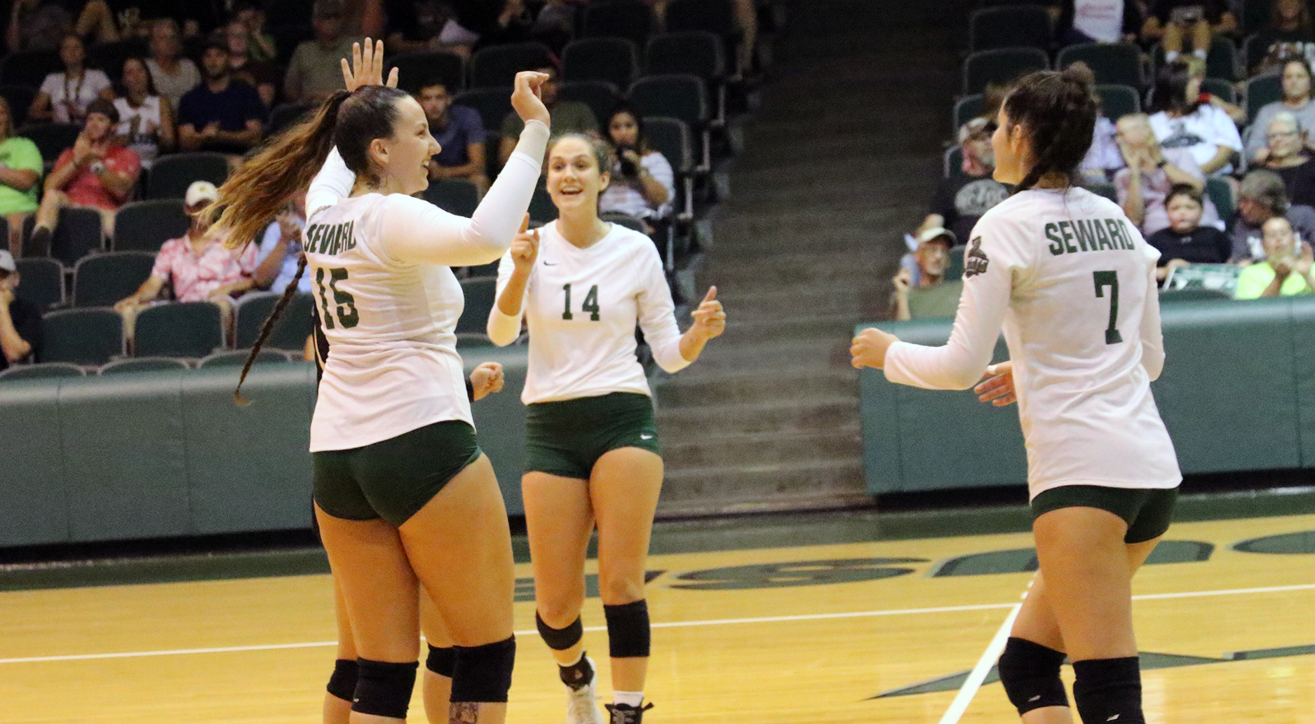 Seward County Rolls To Fourth Straight Sweep