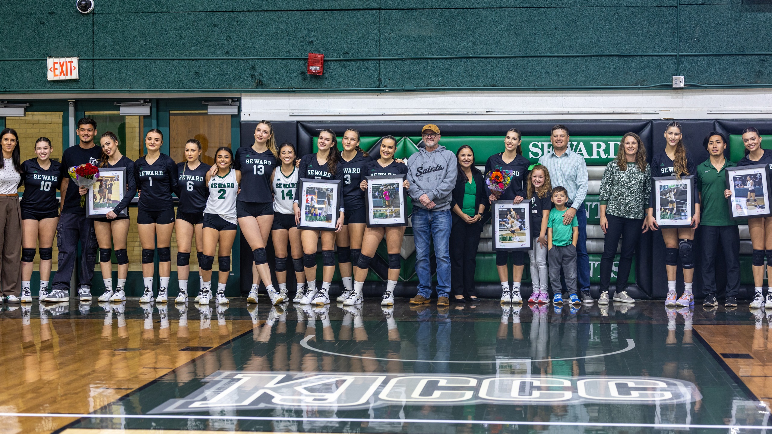 Lady Saints Take a Set From No. 6 Barton on Sophomore Night
